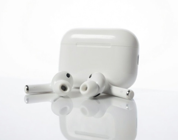 AirPods Pro 3とケース