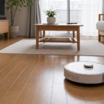 リビングでロボット掃除機が掃除しているイメージ